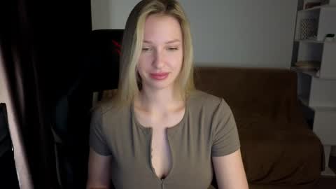 Lili online show from 28, 12, 2024