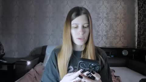 Lili online show from 23, 11, 2025