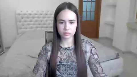 Snapshot of mmm_bananaa_ chatting on 23, 1, 2025 Beata online show from 23, 1, 2025
