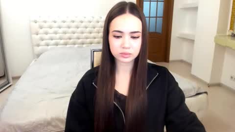 Snapshot of mmm_bananaa_ chatting on 9, 2, 2025 Beata online show from 9, 2, 2025