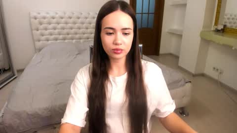 Snapshot of mmm_bananaa_ chatting on 10, 2, 2025 Beata online show from 10, 2, 2025