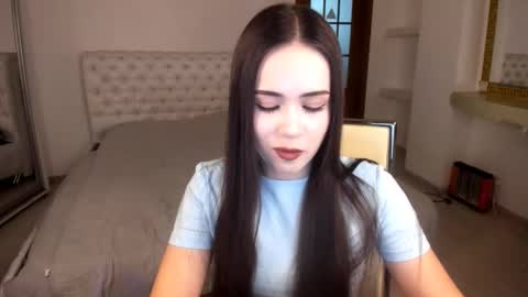 Snapshot of mmm_bananaa_ chatting on 17, 2, 2025 Beata online show from 17, 2, 2025