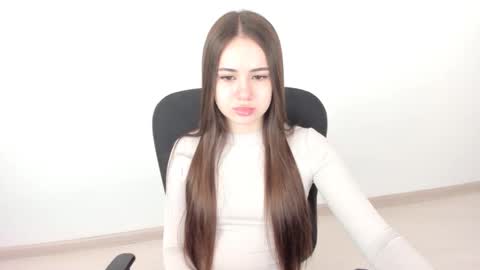 Snapshot of mmm_bananaa_ chatting on 27, 2, 2025 Beata online show from 27, 2, 2025