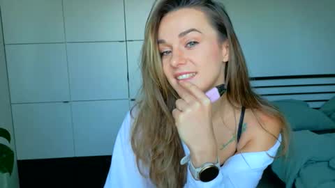 mmminnie online show from 27, 11, 2025