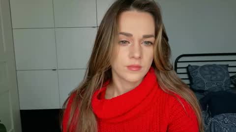 mmminnie online show from 18, 12, 2025