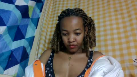 Snapshot of mmyriame chatting on 11, 7, 2026 mmyriame online show from 11, 7, 2026