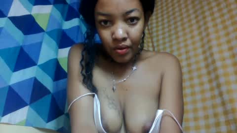 Snapshot of mmyriame chatting on 27, 7, 2026 mmyriame online show from 27, 7, 2026
