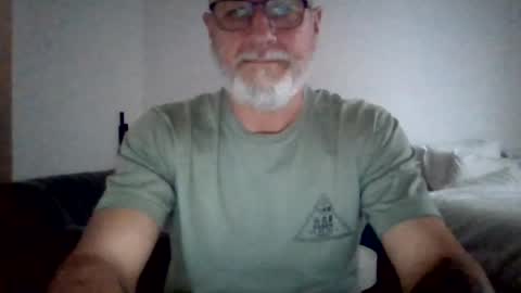 Snapshot of moamale chatting on 10, 8, 2026 moamale online show from 10, 8, 2026