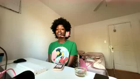 Snapshot of mochamimi chatting on 12, 5, 2026 Mocha BDAY JAN 13 online show from 12, 5, 2026