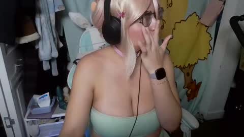 The Mochi Rainbow Variety Show online show from 4, 3, 2025