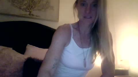 Snapshot of mockingbirds91 chatting on 16, 6, 2026 mockingbirds91 online show from 16, 6, 2026