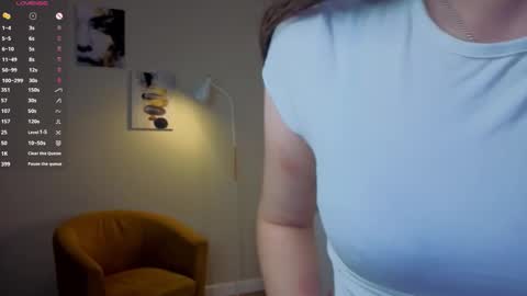 moirebaggs online show from 13, 9, 2025