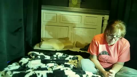 mojoe0690 online show from 13, 1, 2025