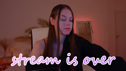 Snapshot of mol1y_kitten chatting on 9, 12, 2024 Molly online show from 9, 12, 2024