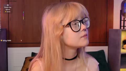 Snapshot of moliqin chatting on 4, 6, 2026 moliqin online show from 4, 6, 2026