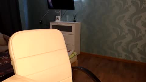 Snapshot of molli_and_tom chatting on 24, 3, 2026 Bitcoin 1P8NuZxsaNsQTx7wJJJ7Ao1mic4nvJPVLC online show from 24, 3, 2026