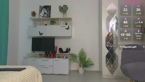 molliblum online show from 29, 6, 2026