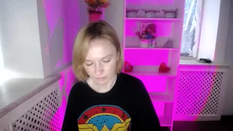Snapshot of mollilove chatting on 26, 5, 2026 mollilove online show from 26, 5, 2026