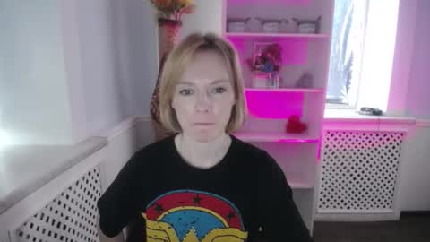 Snapshot of mollilove chatting on 27, 5, 2026 mollilove online show from 27, 5, 2026