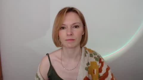 Snapshot of mollilove chatting on 31, 5, 2026 mollilove online show from 31, 5, 2026