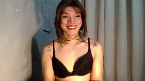 Snapshot of molly_21xxx chatting on 30, 7, 2026 Molly online show from 30, 7, 2026