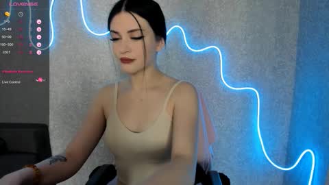 Molly - online show from 29, 11, 2025