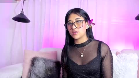 molly_hils789 online show from 12, 5, 2026