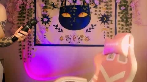 Snapshot of molly_kisss chatting on 26, 4, 2026 molly_kisss online show from 26, 4, 2026