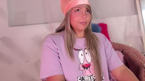 molly_logan online show from 26, 11, 2025