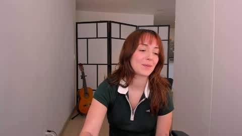 Snapshot of molly_marmalade_ chatting on 6, 5, 2026 MOLLY online show from 6, 5, 2026