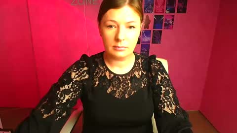 Snapshot of molly_mis chatting on 22, 4, 2026 Molly online show from 22, 4, 2026