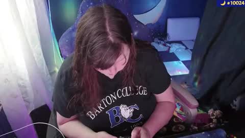 molly_moons online show from 16, 10, 2025