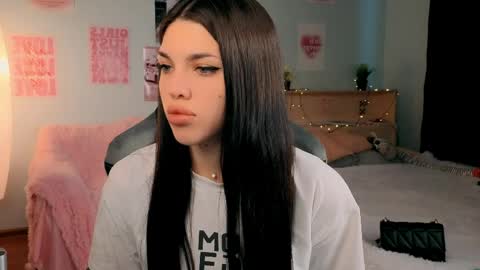 Snapshot of molly_rettyy chatting on 30, 3, 2026 Molly online show from 30, 3, 2026