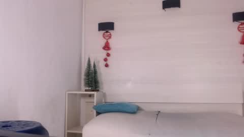 Molly Spears online show from 30, 12, 2024