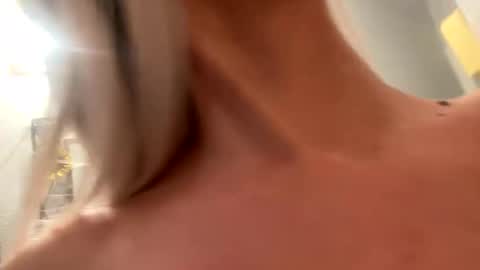 Snapshot of molly_theslut chatting on 21, 2, 2025 molly_theslut online show from 21, 2, 2025