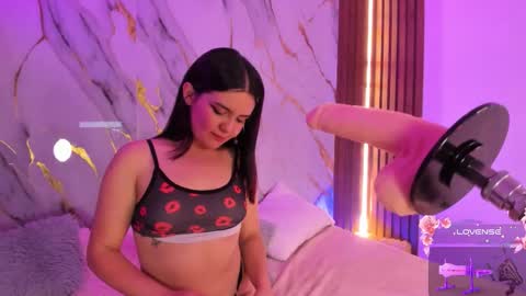 New girl Emily Valentina  Michelle online show from 4, 11, 2025
