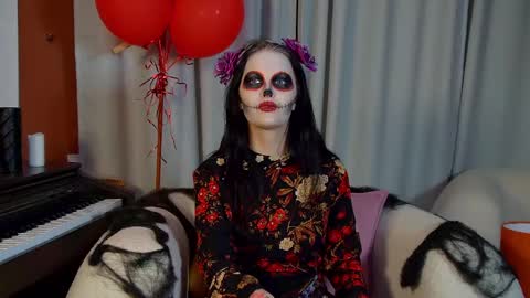 Molly online show from 25, 10, 2025