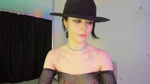 Molly online show from 11, 12, 2024