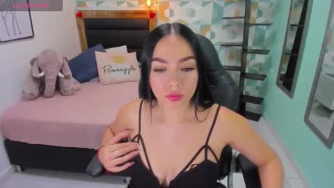 MOLLY online show from 11, 10, 2025