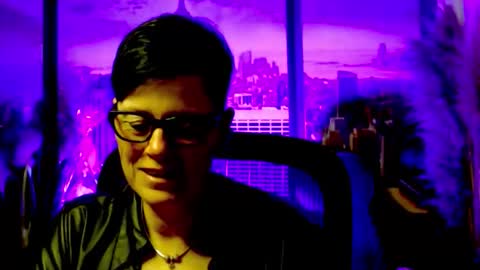 Snapshot of mollysun chatting on 6, 5, 2026 MollySun Nina Randmann online show from 6, 5, 2026