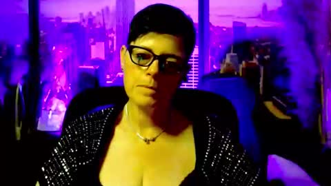 Snapshot of mollysun chatting on 31, 5, 2026 MollySun Nina Randmann online show from 31, 5, 2026