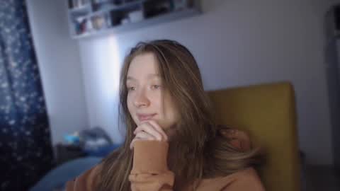 mollytucker online show from 12, 1, 2025