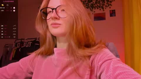 mollytucker online show from 2, 12, 2025