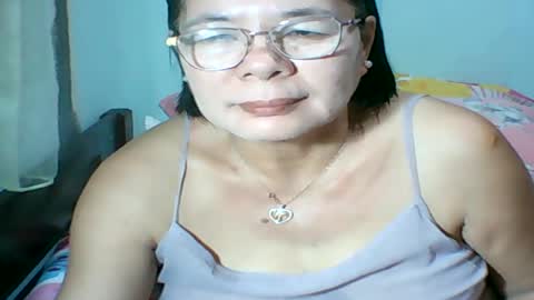mombastic55 online show from 5, 7, 2026