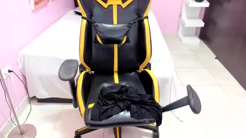 call me slut online show from 28, 12, 2024