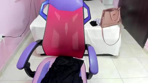 call me slut online show from 12, 3, 2025