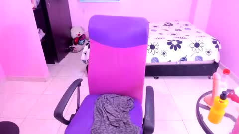 call me slut online show from 4, 10, 2025