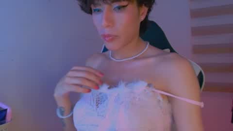 Snapshot of mommyandmartinvelvelt chatting on 14, 6, 2026 mommyandmartinvelvelt online show from 14, 6, 2026