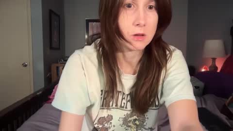 Goddess L online show from 6, 10, 2025