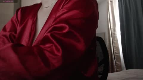 Daphne  online show from 16, 10, 2025